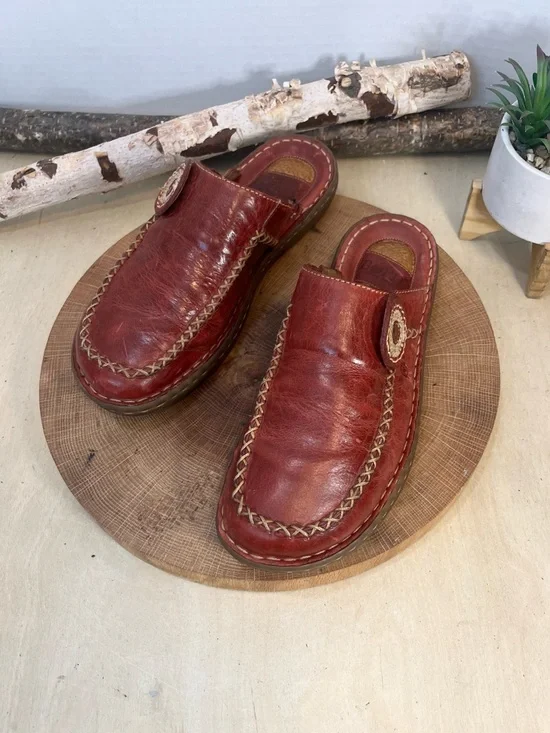 Børn Red Leather Whipstitch Mules Slip On Clogs Women’s Size 9 - Picture 10 of 14